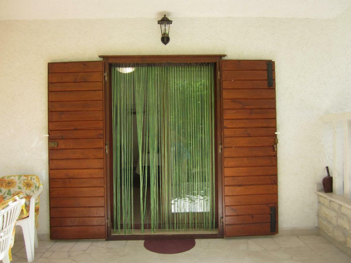 Apartmani Lina Veliki Drvenik Εξωτερικό φωτογραφία